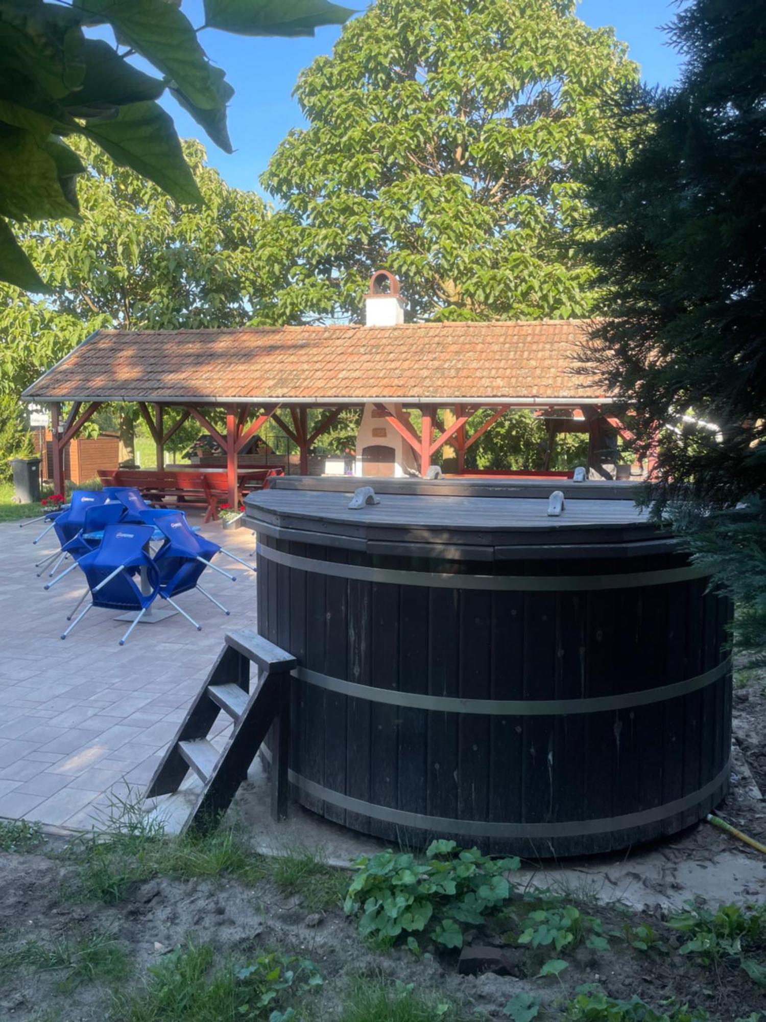 Álmosdi Tópart Vendégház Exterior foto